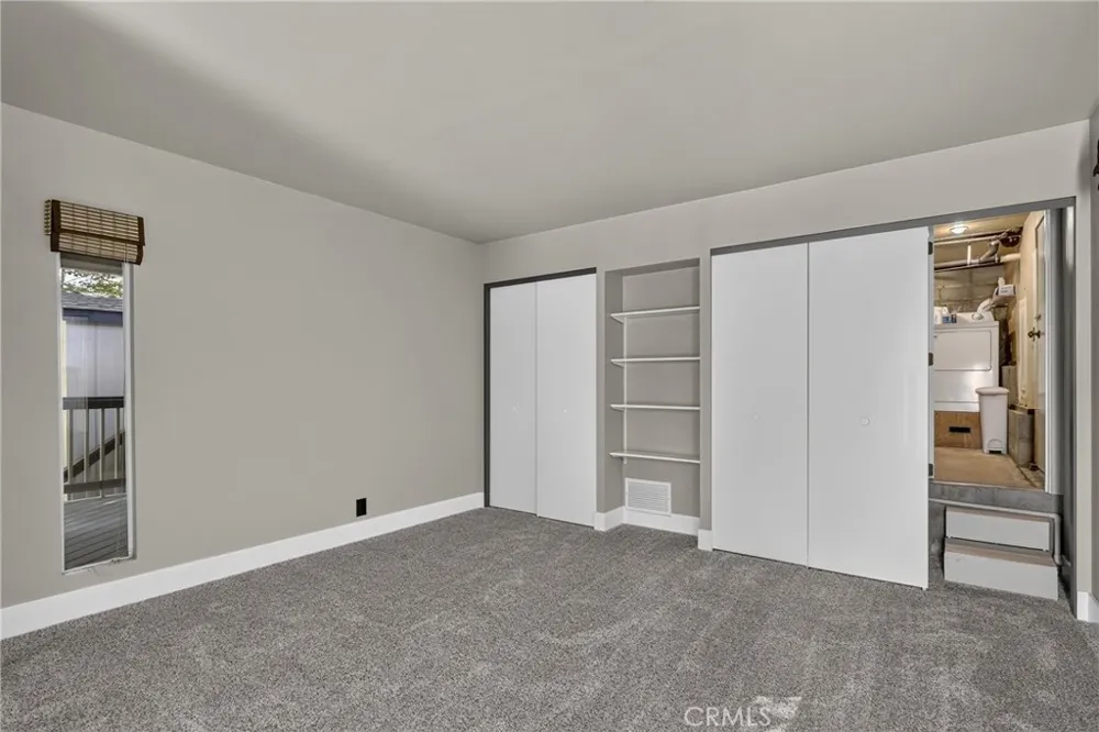 594 W Victoria Court Lake Arrowhead, CA 92352