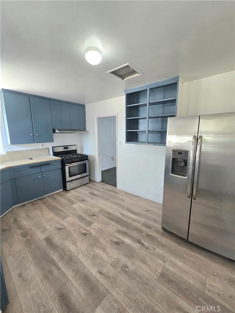 237 W Van Koevering Street Rialto, CA 92376