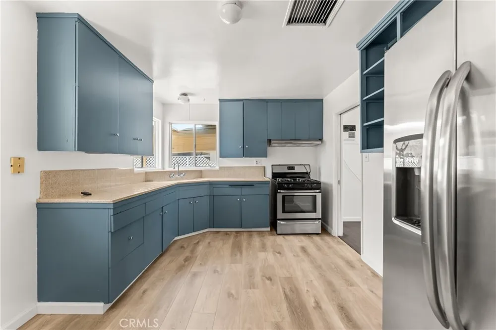 237 W Van Koevering Street Rialto, CA 92376