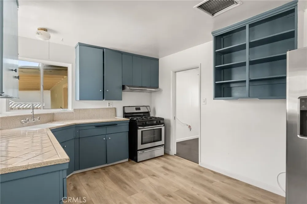 237 W Van Koevering Street Rialto, CA 92376