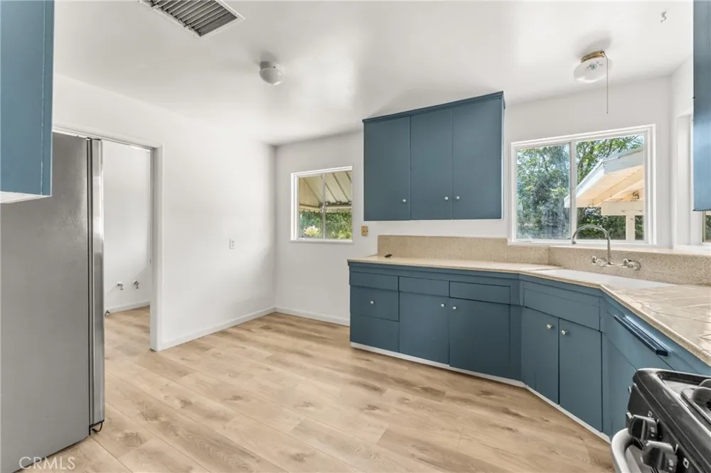 237 W Van Koevering Street Rialto, CA 92376