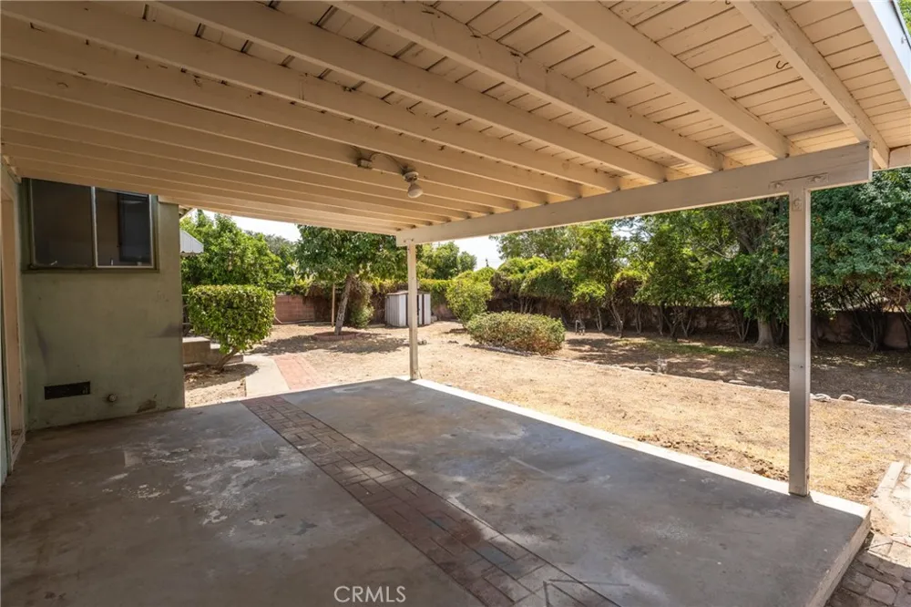 237 W Van Koevering Street Rialto, CA 92376