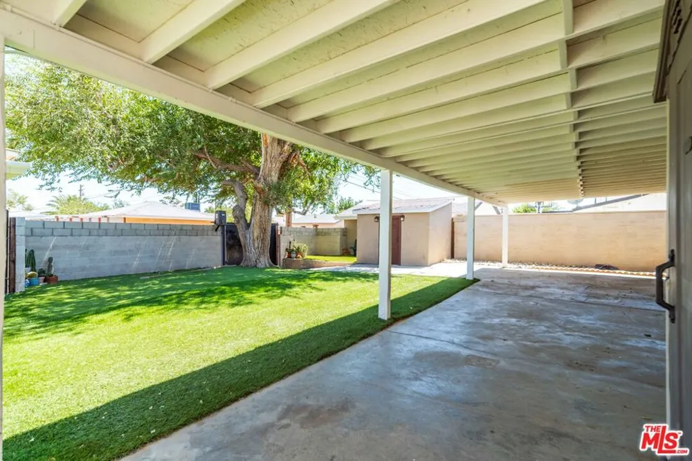 38538 30th Street Palmdale, CA 93550