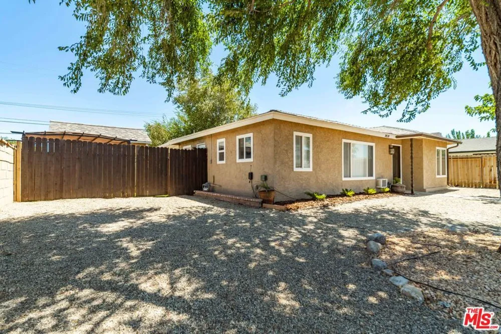 38538 30th Street Palmdale, CA 93550