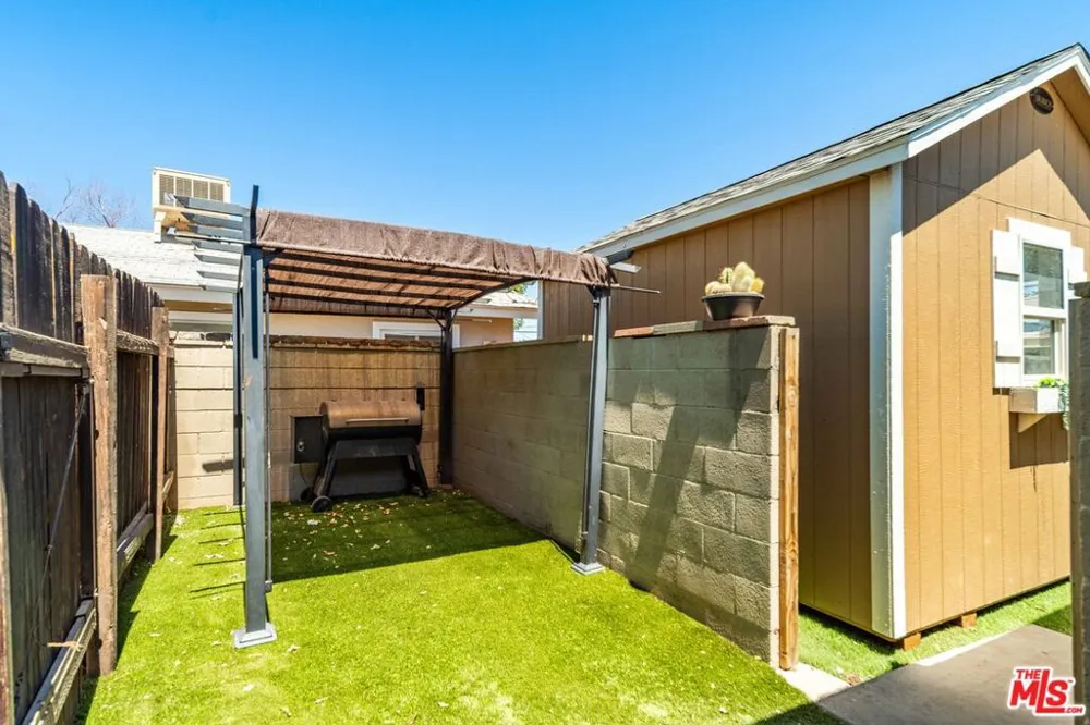 38538 30th Street Palmdale, CA 93550