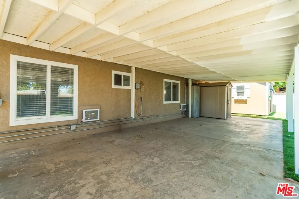 38538 30th Street Palmdale, CA 93550