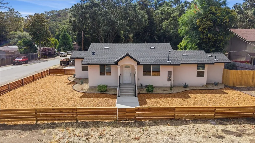 5345 Capistrano Atascadero, CA 93422