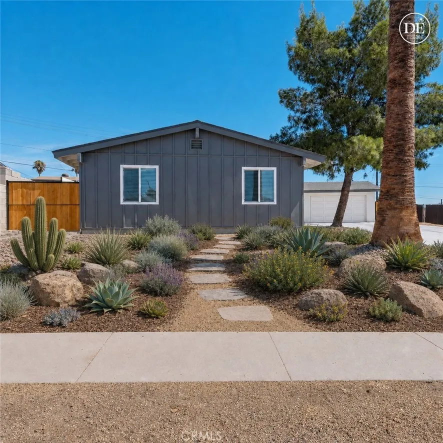 1213 E Virginia Way Barstow, CA 92311