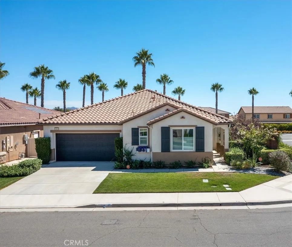 1463 Yarrow Beaumont, CA 92223