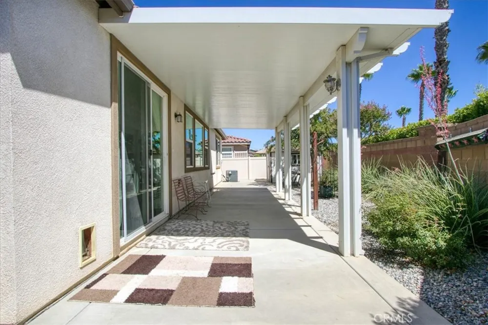 1463 Yarrow Beaumont, CA 92223