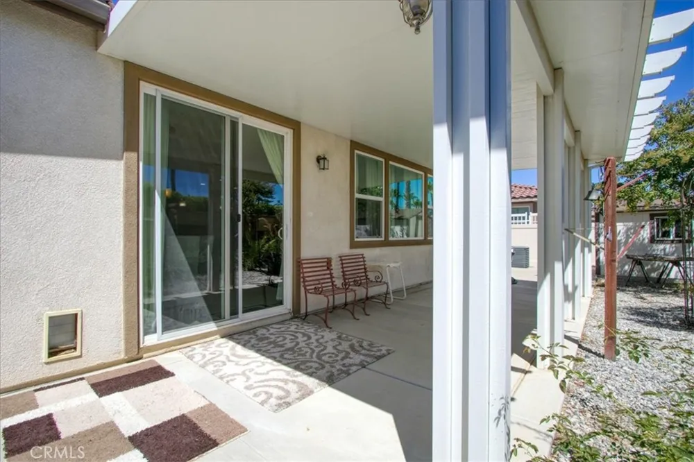 1463 Yarrow Beaumont, CA 92223