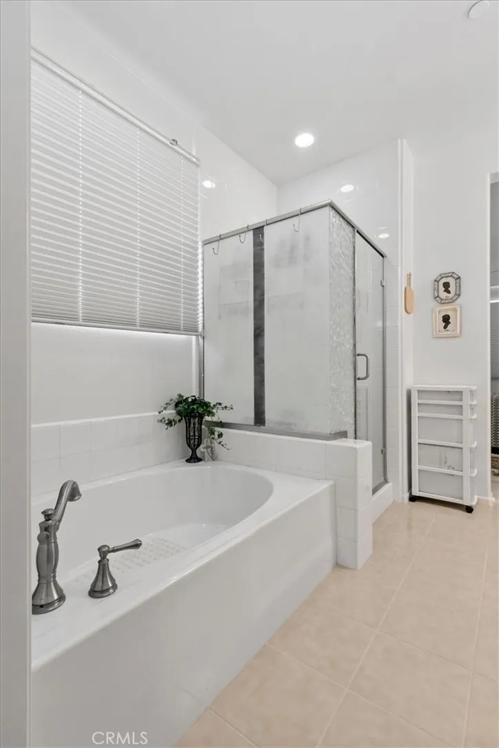 1463 Yarrow Beaumont, CA 92223