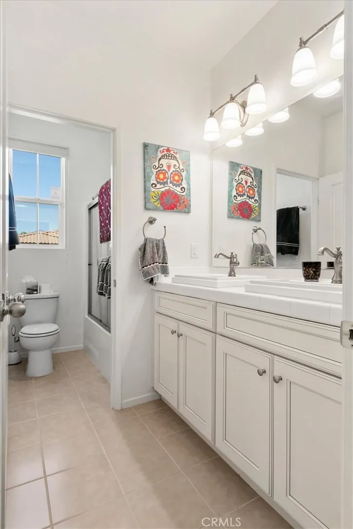 1463 Yarrow Beaumont, CA 92223