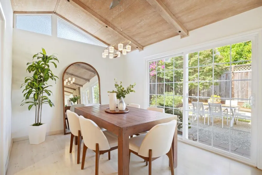 1073 Sargent Drive Sunnyvale, CA 94087