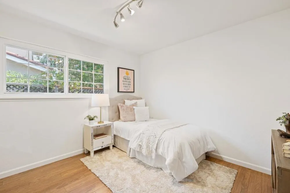 1073 Sargent Drive Sunnyvale, CA 94087