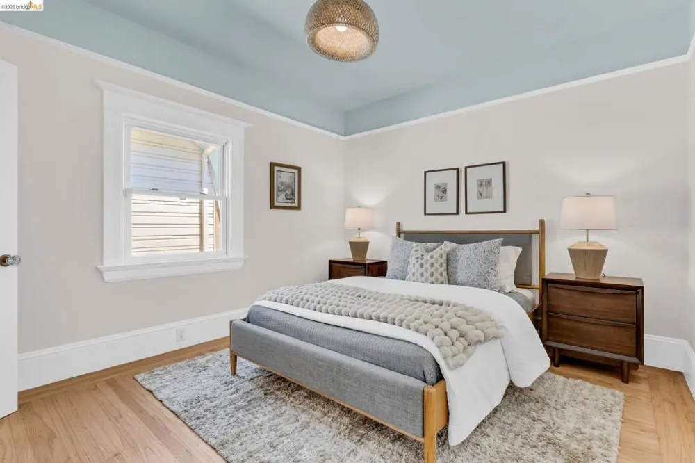 1710 Russell Berkeley, CA 94703