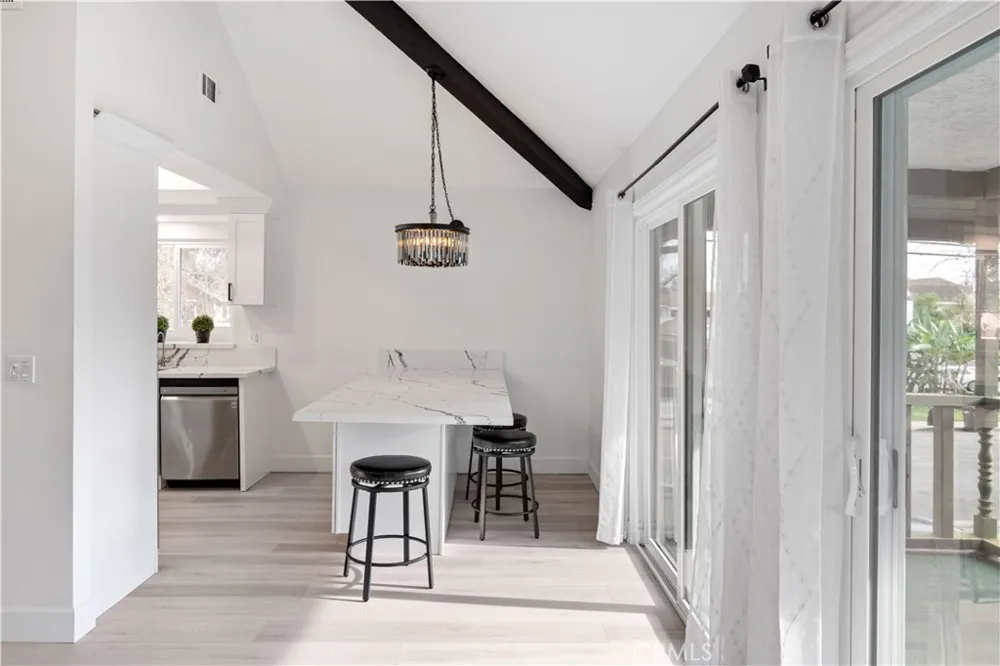 2231 Pacific #A1 Costa Mesa, CA 92627