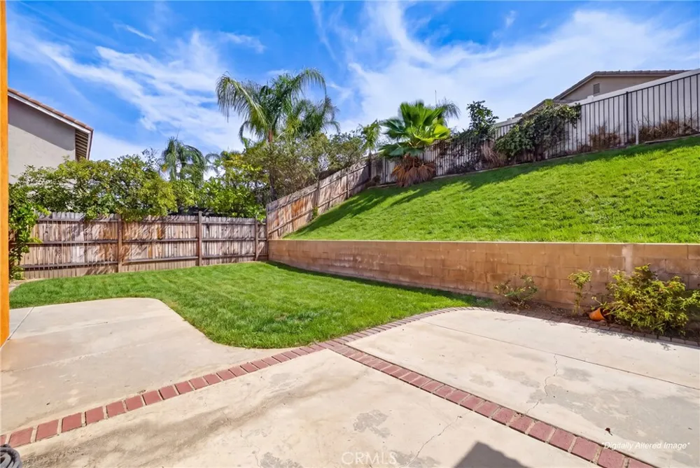 1340 Whispering Wind Corona, CA 92881
