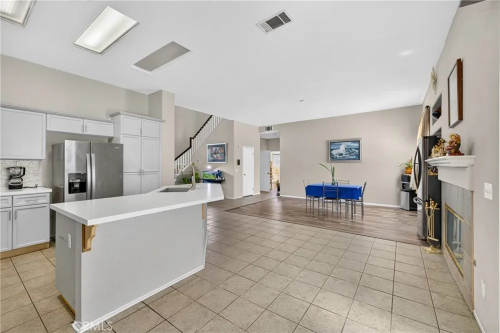 1340 Whispering Wind Corona, CA 92881