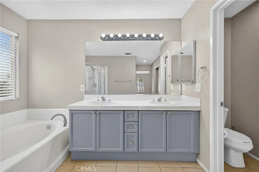 1340 Whispering Wind Corona, CA 92881
