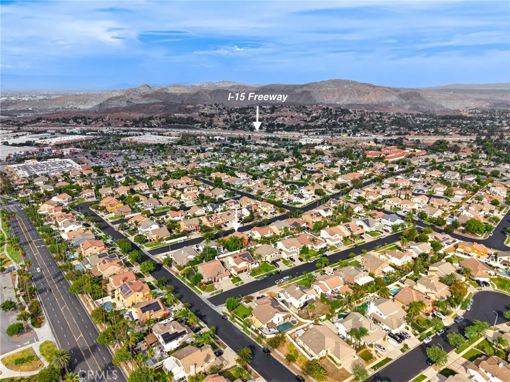 1340 Whispering Wind Corona, CA 92881