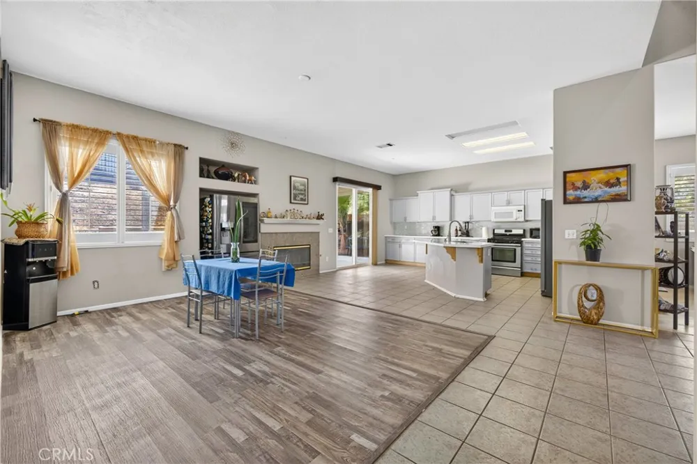 1340 Whispering Wind Corona, CA 92881