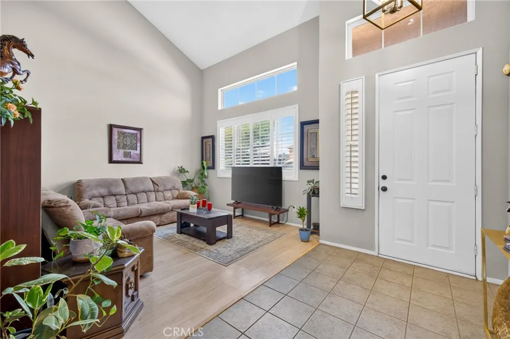 1340 Whispering Wind Corona, CA 92881