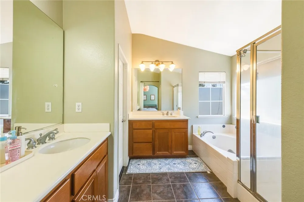 12977 Clemson Eastvale, CA 92880