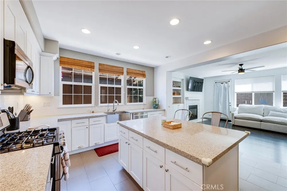 12977 Clemson Eastvale, CA 92880