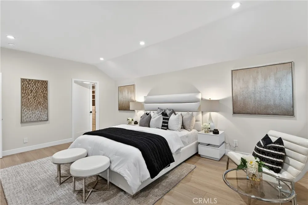5506 Forest Cove Lane Agoura Hills, CA 90301