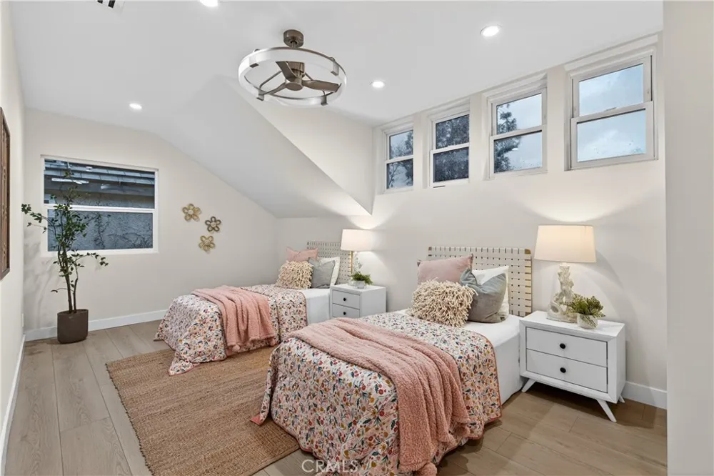 5506 Forest Cove Lane Agoura Hills, CA 90301