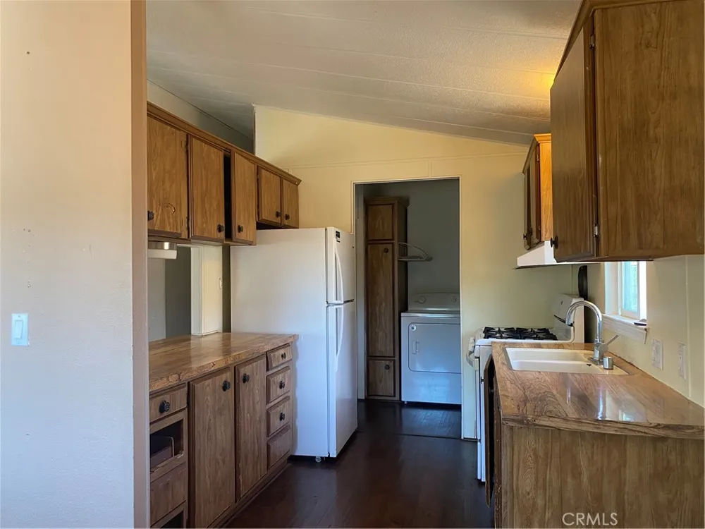 6153 James Street Clearlake, CA 95422