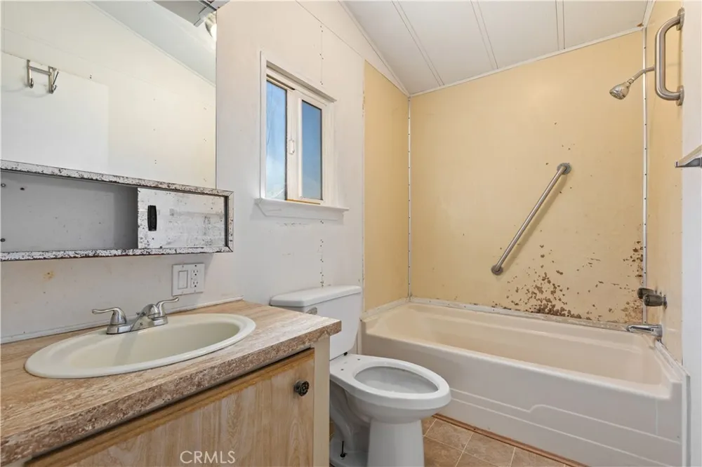 6153 James Street Clearlake, CA 95422