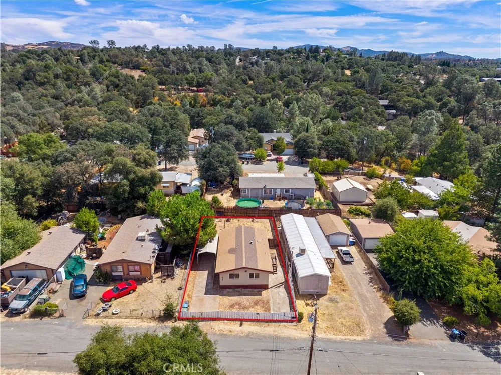 6153 James Street Clearlake, CA 95422