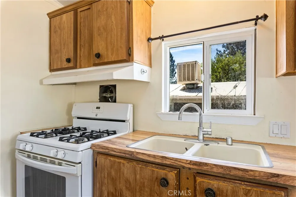 6153 James Street Clearlake, CA 95422