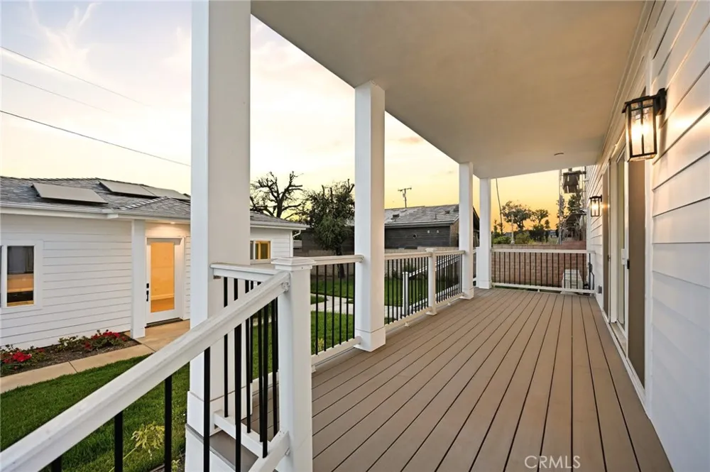 1688 E Mendocino Altadena, CA 91001