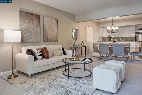 2633 Pine Knoll #1