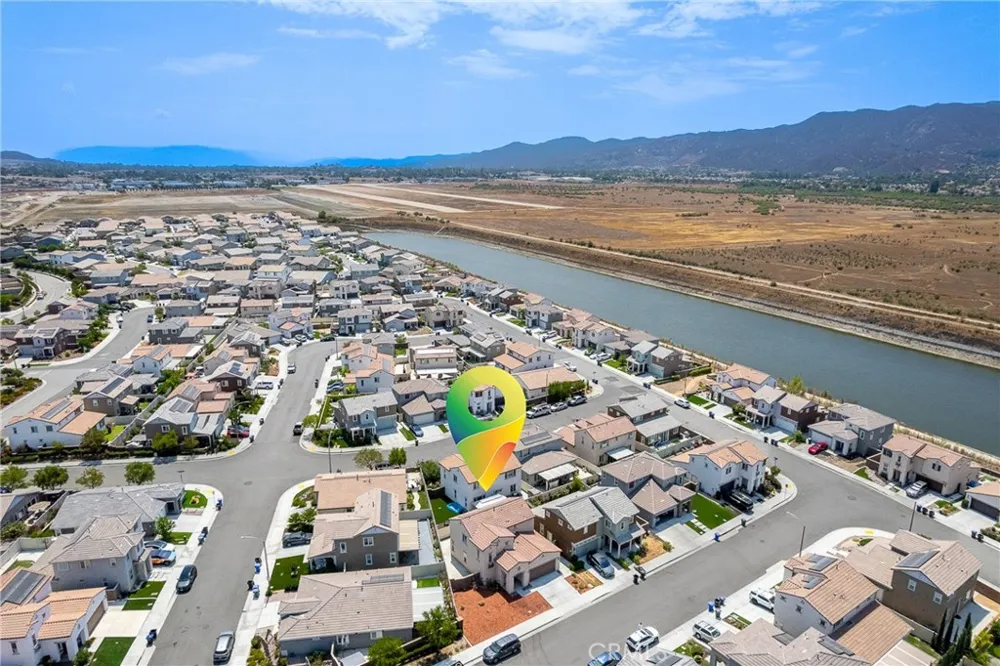 29126 Red Alder Lake Elsinore, CA 92530