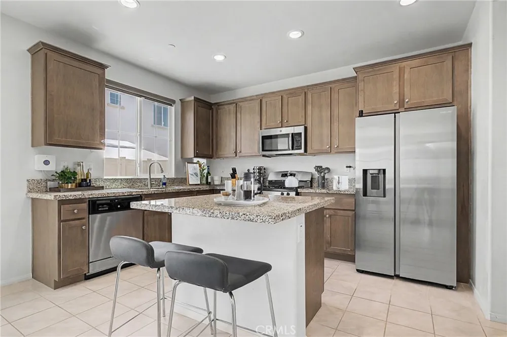29126 Red Alder Lake Elsinore, CA 92530