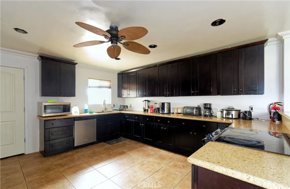460 Seville Blythe, CA 92225