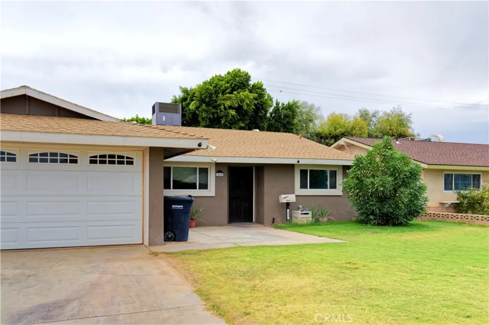 460 Seville Blythe, CA 92225