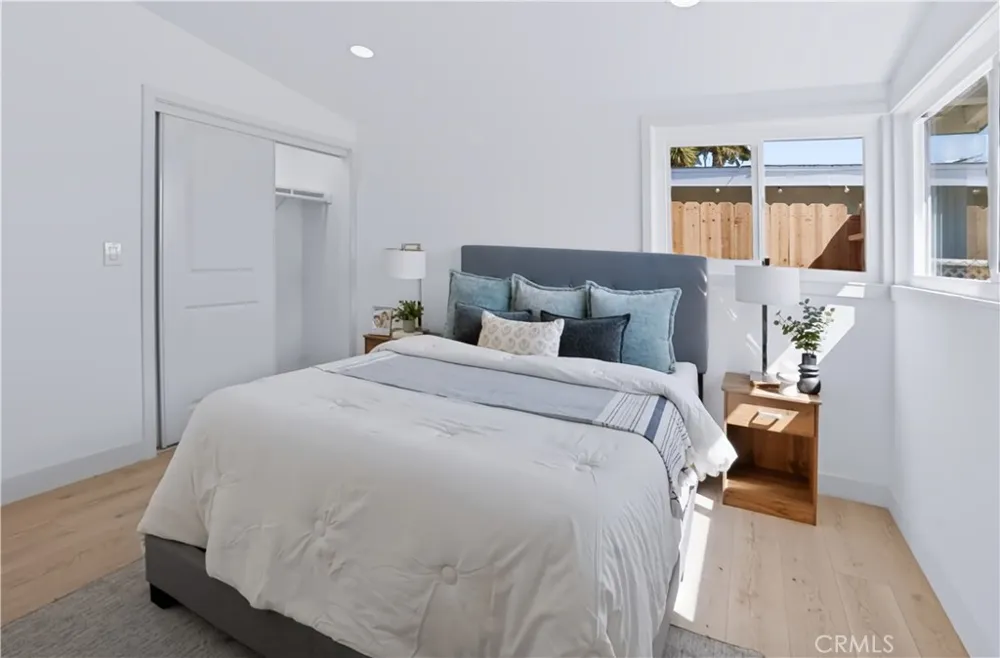 2225 Maple Costa Mesa, CA 92627