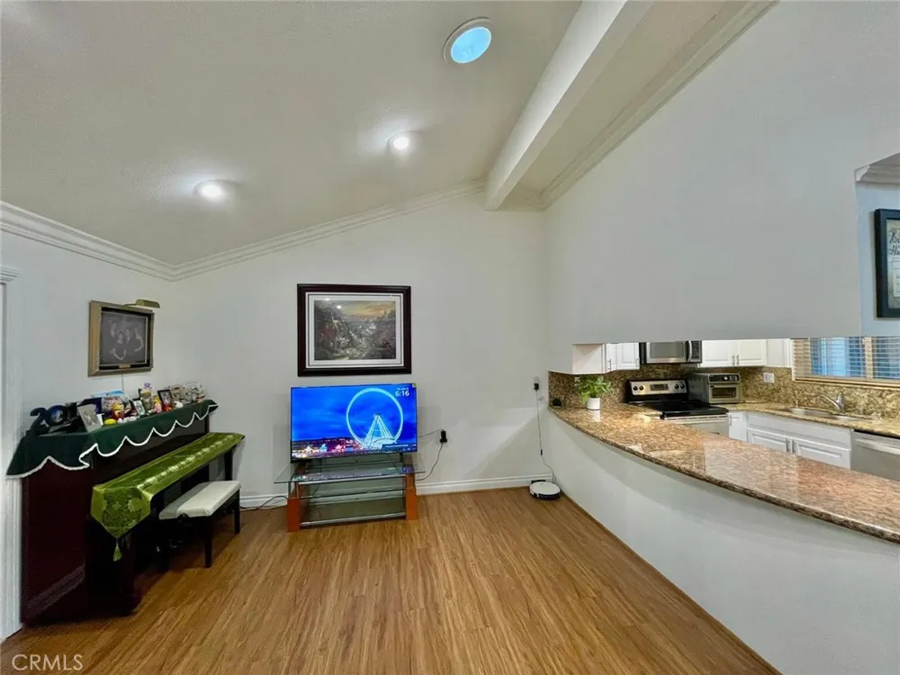2311 Via Puerta #B Laguna Woods, CA 92637