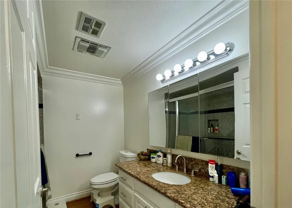2311 Via Puerta #B Laguna Woods, CA 92637