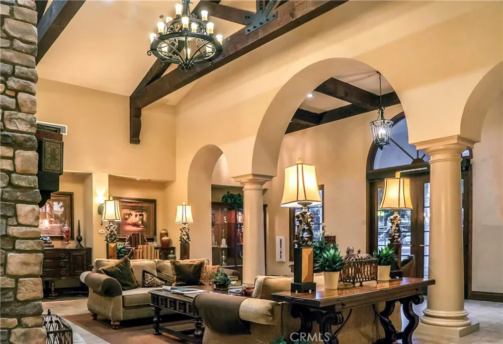 2311 Via Puerta #B Laguna Woods, CA 92637