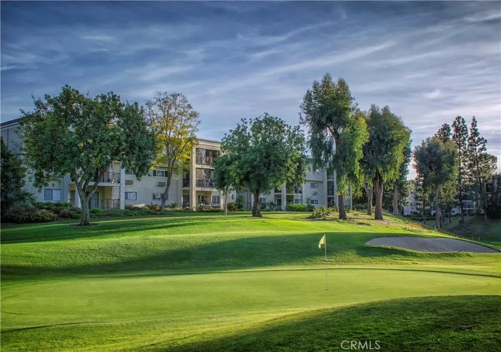 2311 Via Puerta #B Laguna Woods, CA 92637