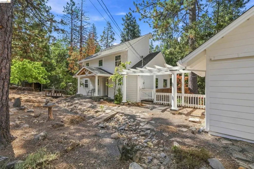 18805 BROADHURST DR Twain Harte, CA 95383