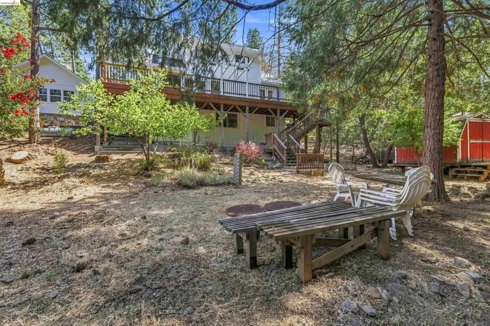 18805 BROADHURST DR Twain Harte, CA 95383