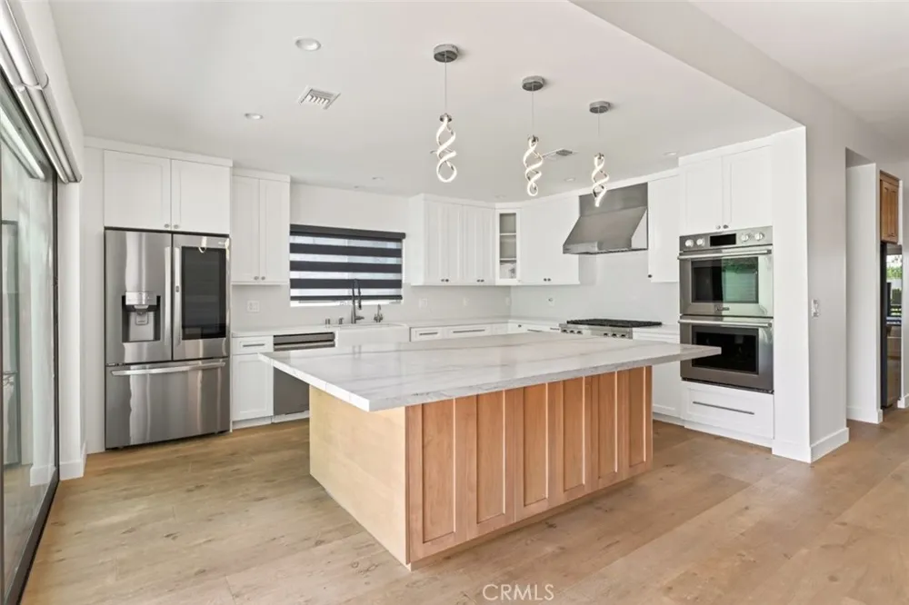 641 E Grinnell Burbank, CA 91501