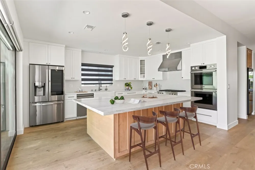 641 E Grinnell Burbank, CA 91501